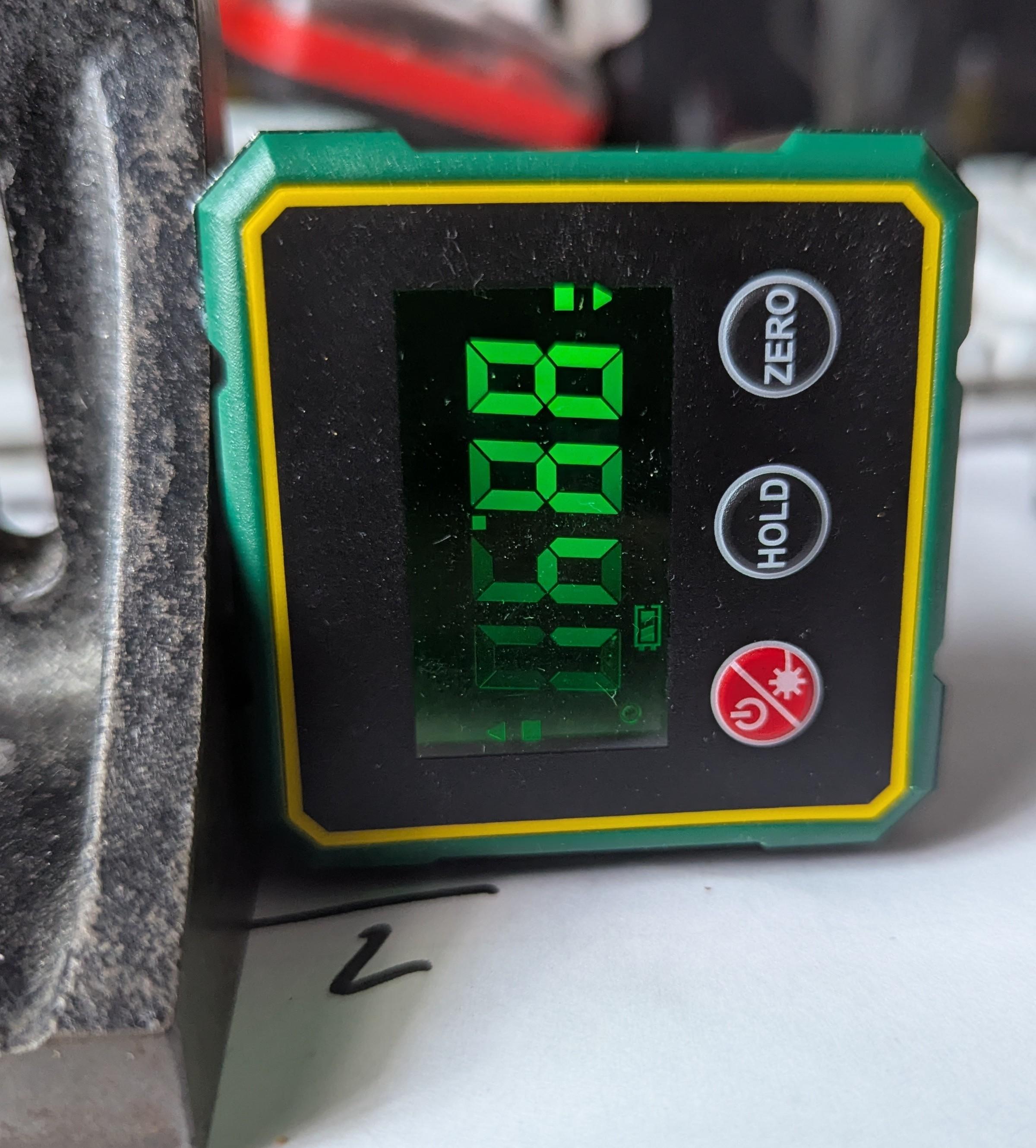 The device is now on the right hand side of the angle plate and reads 88.41°